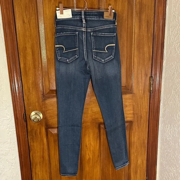 American Eagle Outfitters Women's Deep Indigo Skinny Jeans size 2 Short - Picture 4 of 13